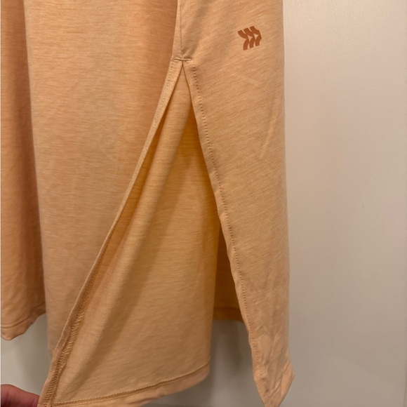 All in Motion Womens Active Tank Top XXL Yellow Tank Top NWT Athletic Quick dry - Picture 3 of 7